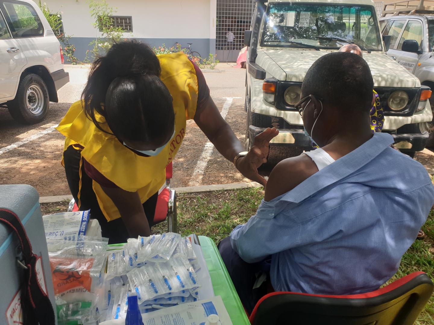 ghana travel advice vaccinations